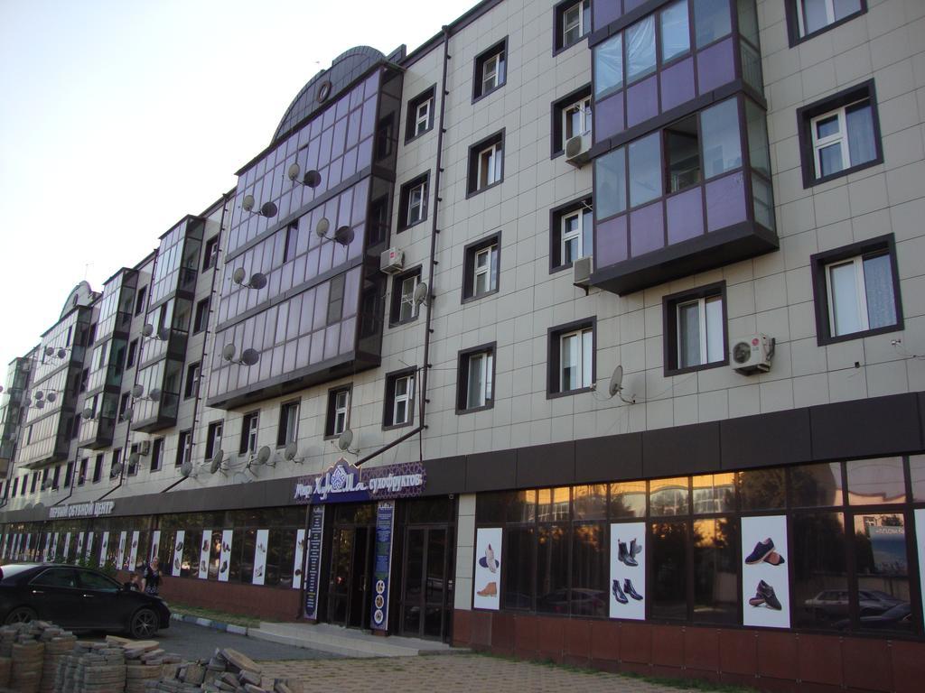 2-К Квартира На Орзамиева 50 Groznyy Exterior foto